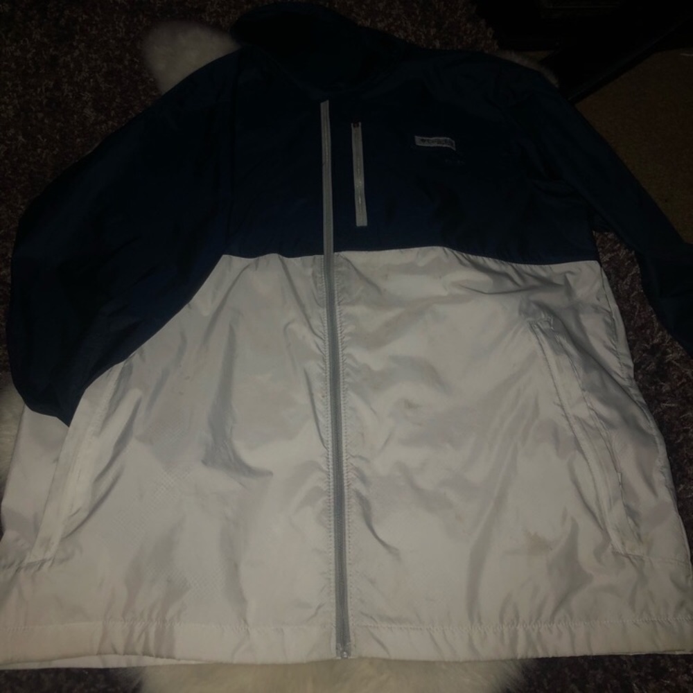Windbreaker - Picture 3 of 5